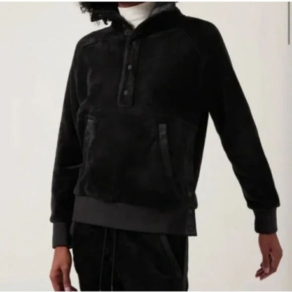 Athleta Recover Cozy Snap Front Fleece in Black Size M - Picture 1 of 12